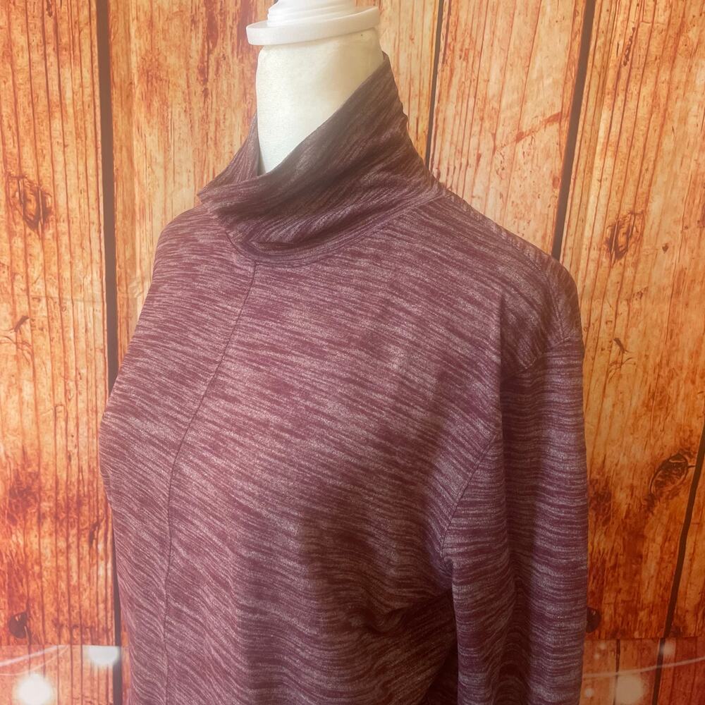 Lululemon &Go Long Sleeve Open Back Turtleneck size 10 heathered purple EUC